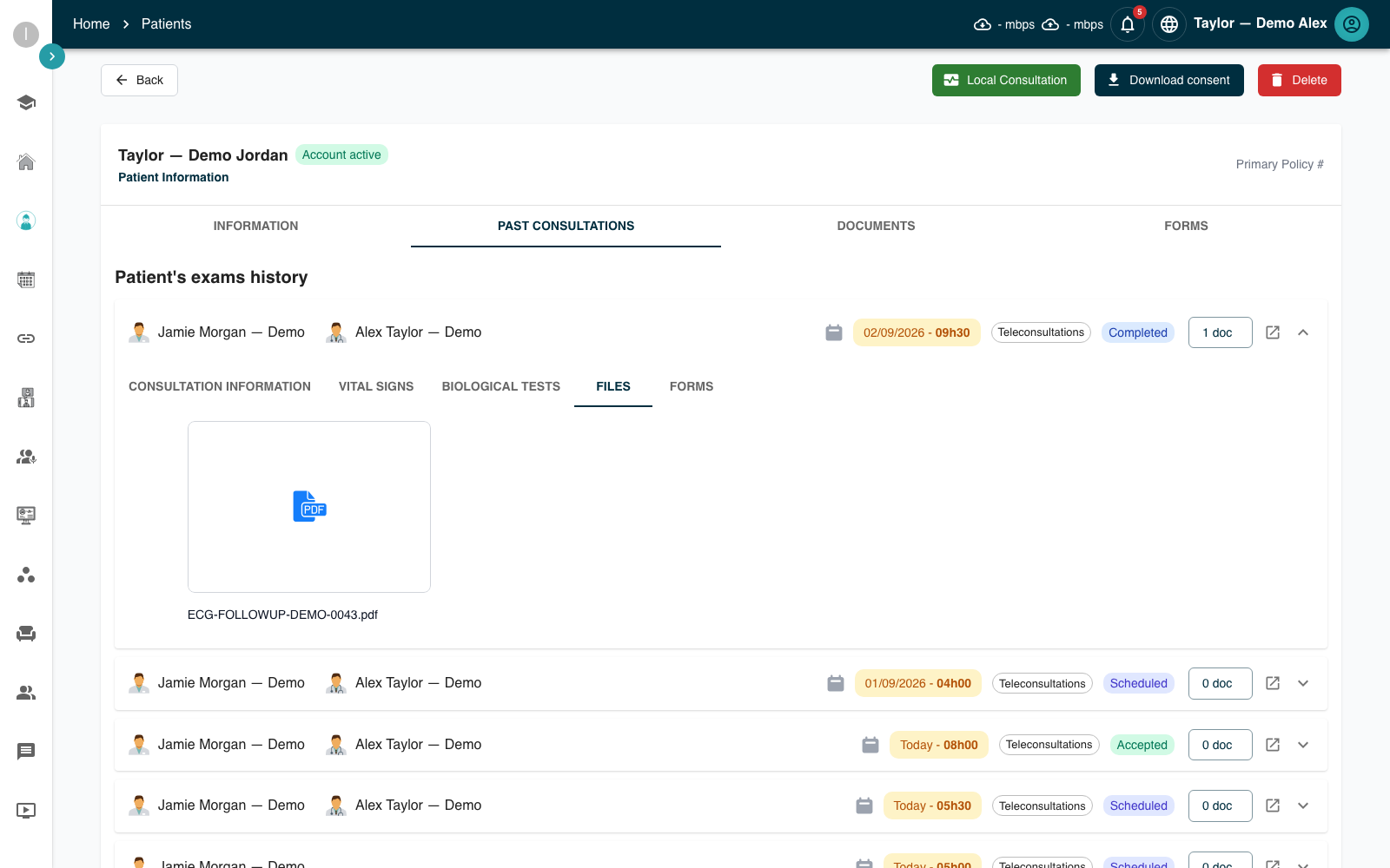 MedConnect patient record with synthetic consultation history, clinical files and workflow statuses