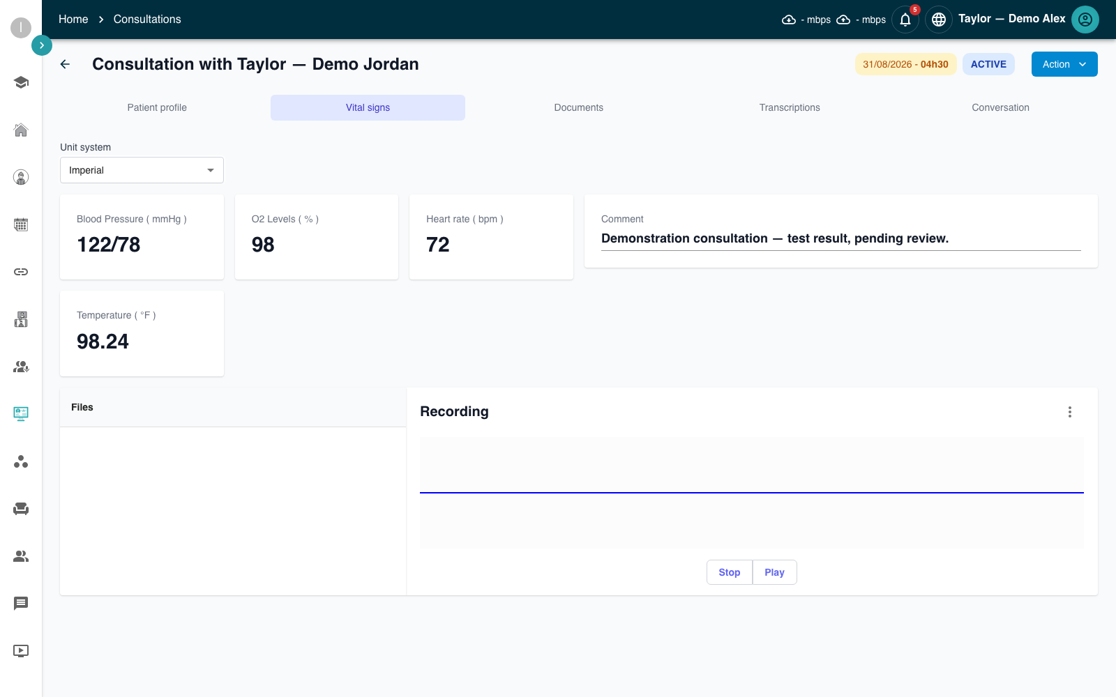 MedConnect consultation with structured blood pressure, oxygen saturation, pulse and temperature